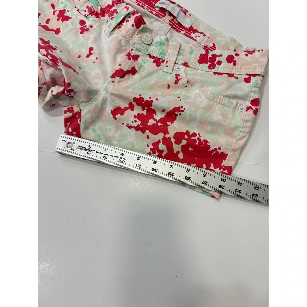 Levis Womens Paint Splatter Camo Denim Shorts Red Green Tan Low Rise Size 28
